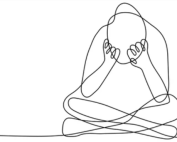 Hipnosis y ansiedad. Una persona desesperada que sufre ansiedad, antes de hacer hipnosis.
